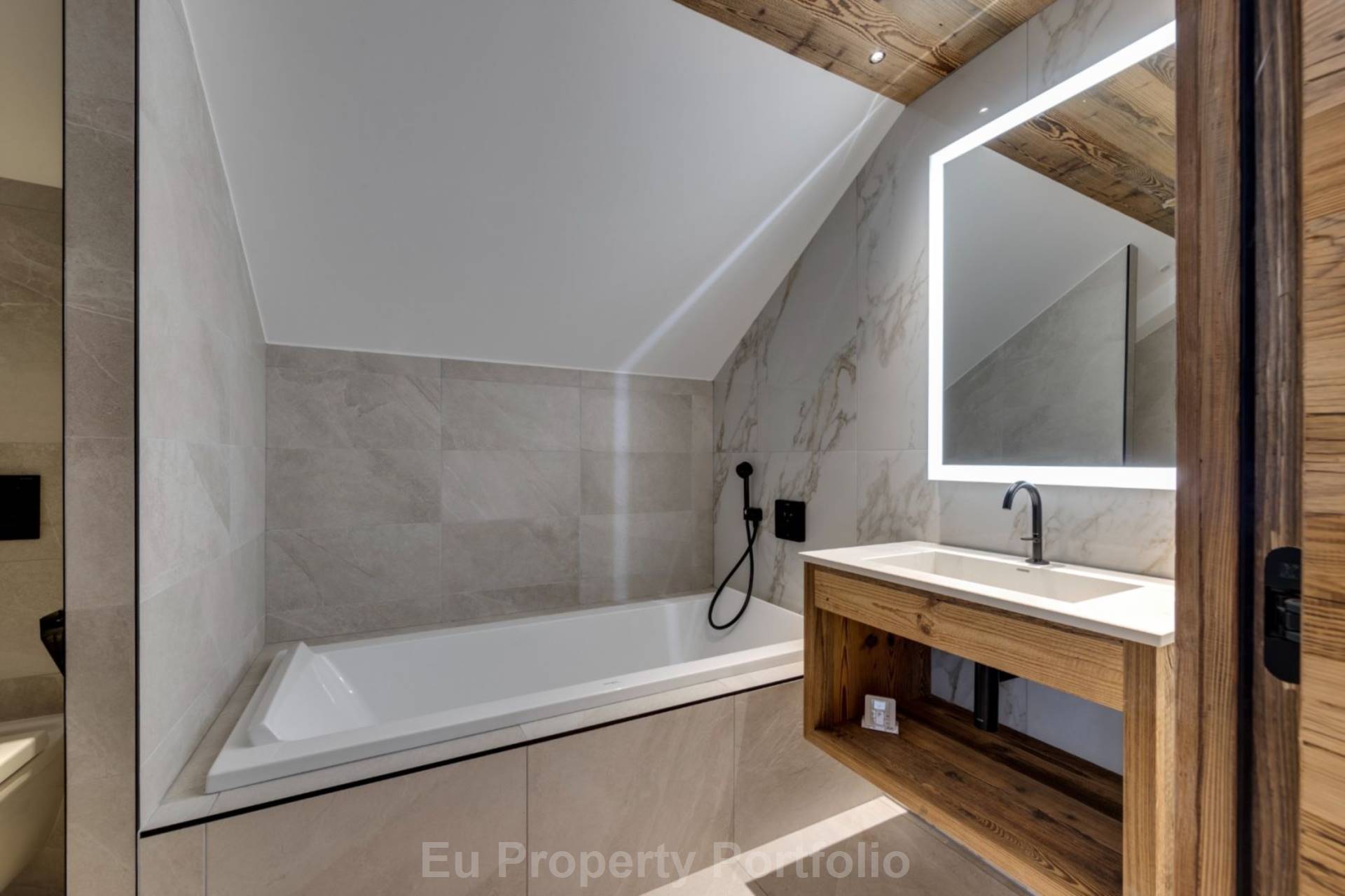 Val D'Isère | La Legettaz, Image 15