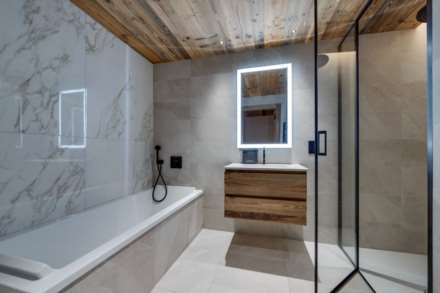 Val D'Isère | La Legettaz, Image 14