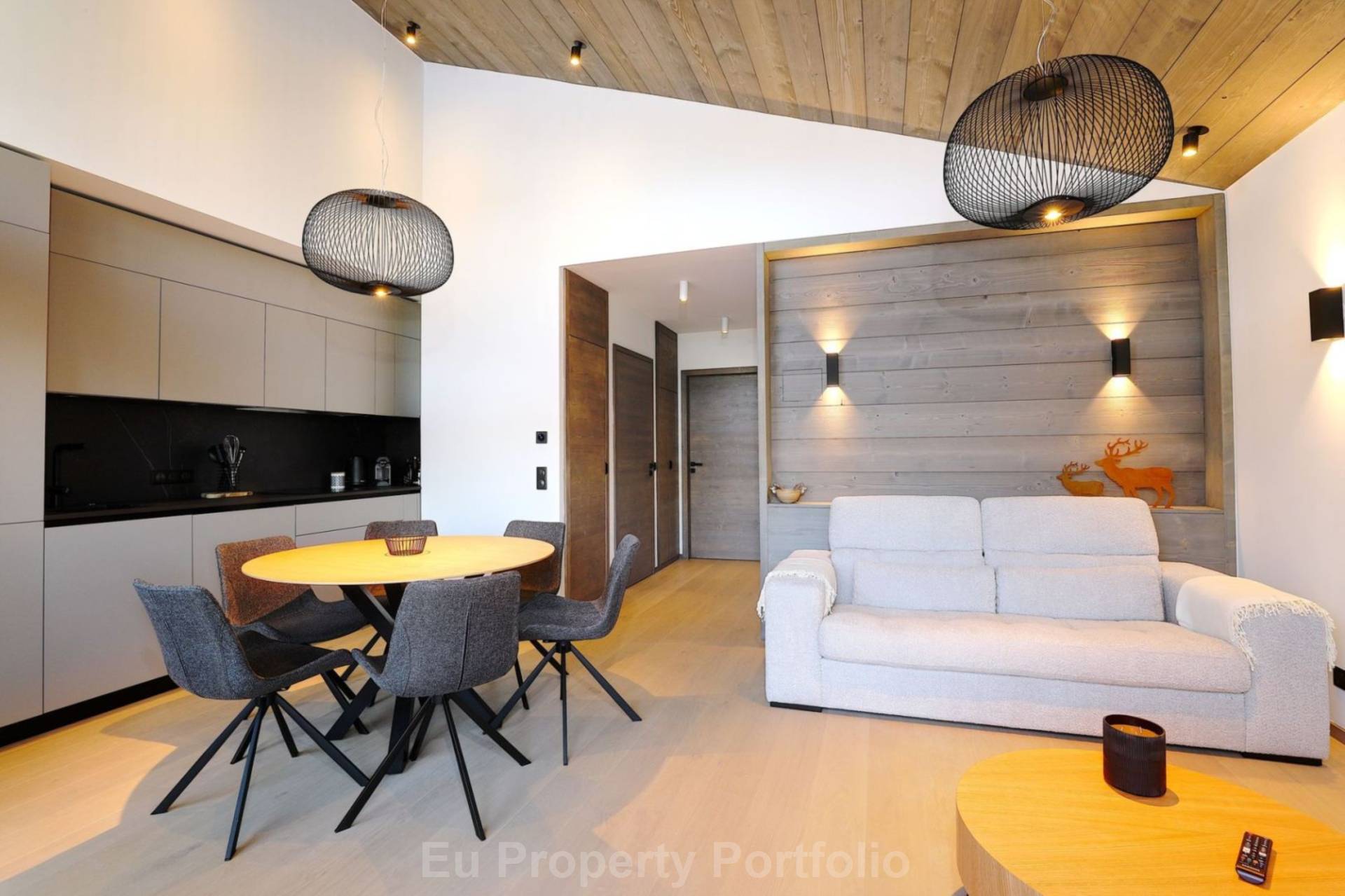 Courchevel Le Praz | Saint-Bon, Image 2