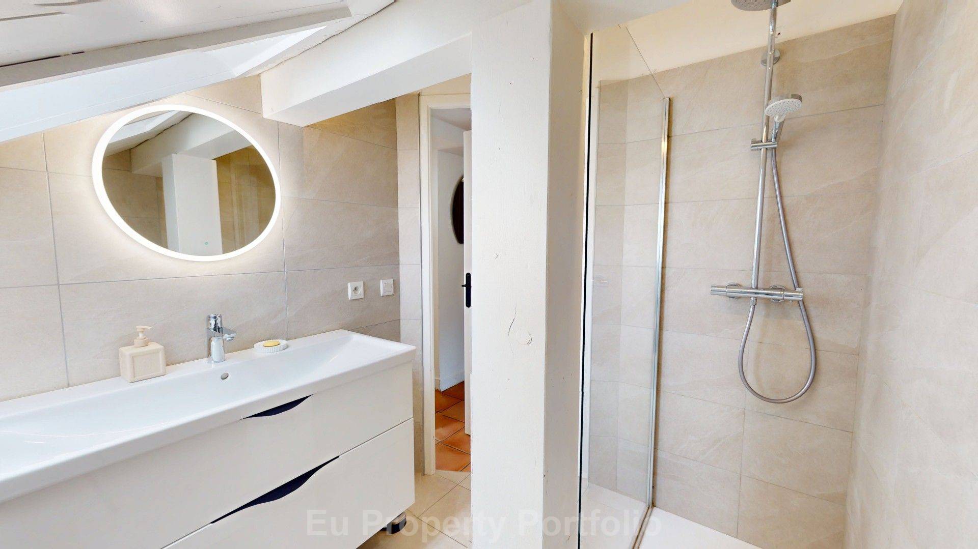 Centre Station,Saint-Gervais-L, Image 8