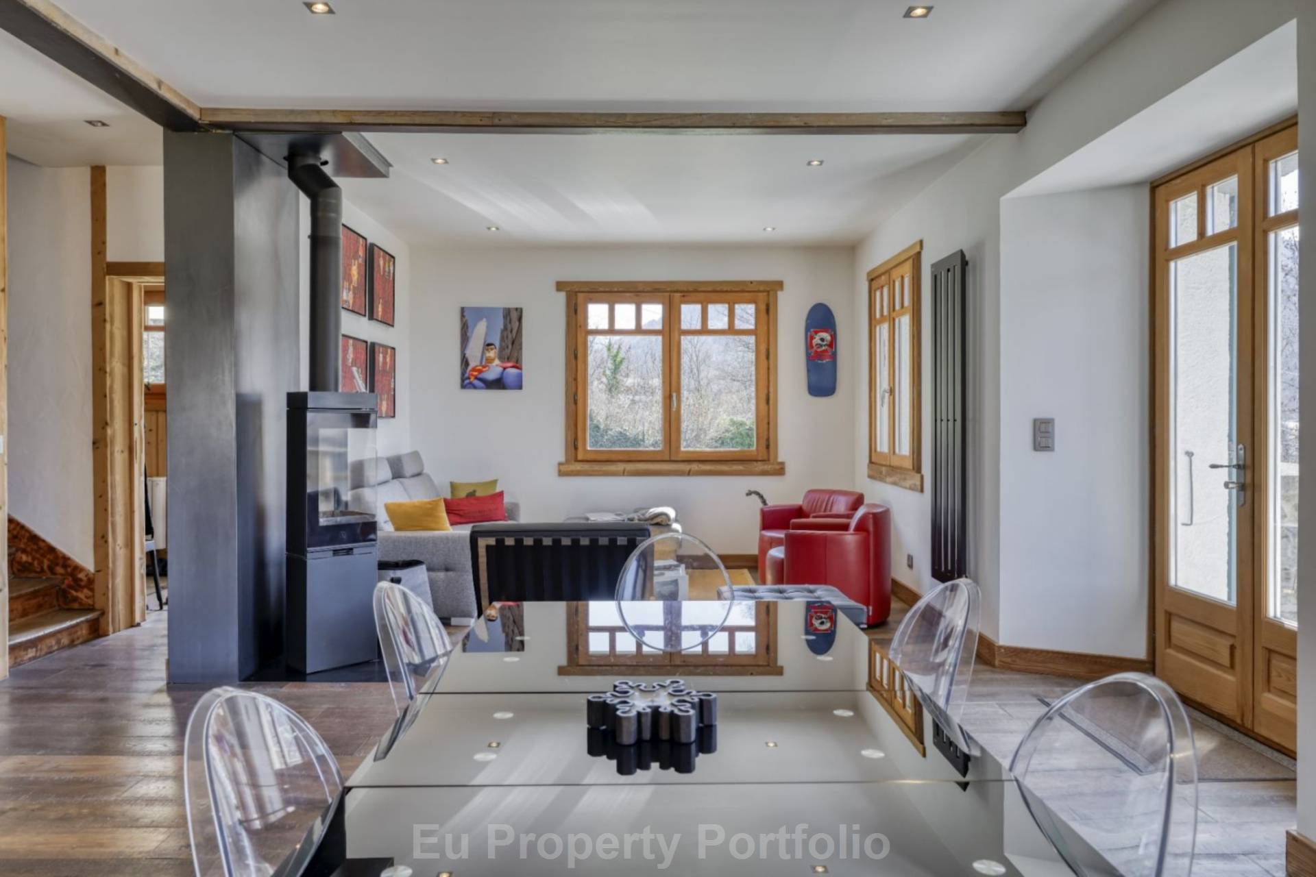 Centre Village, Image 4