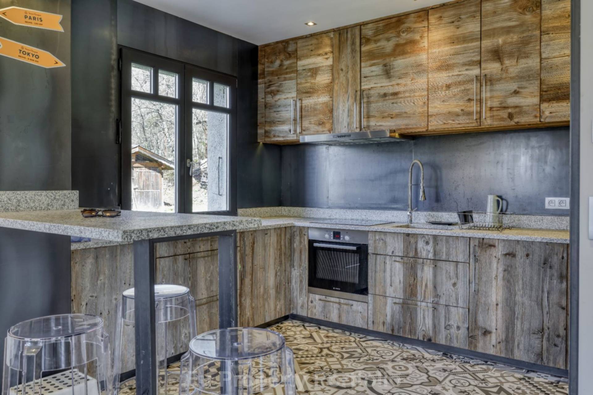 Centre Village, Image 5