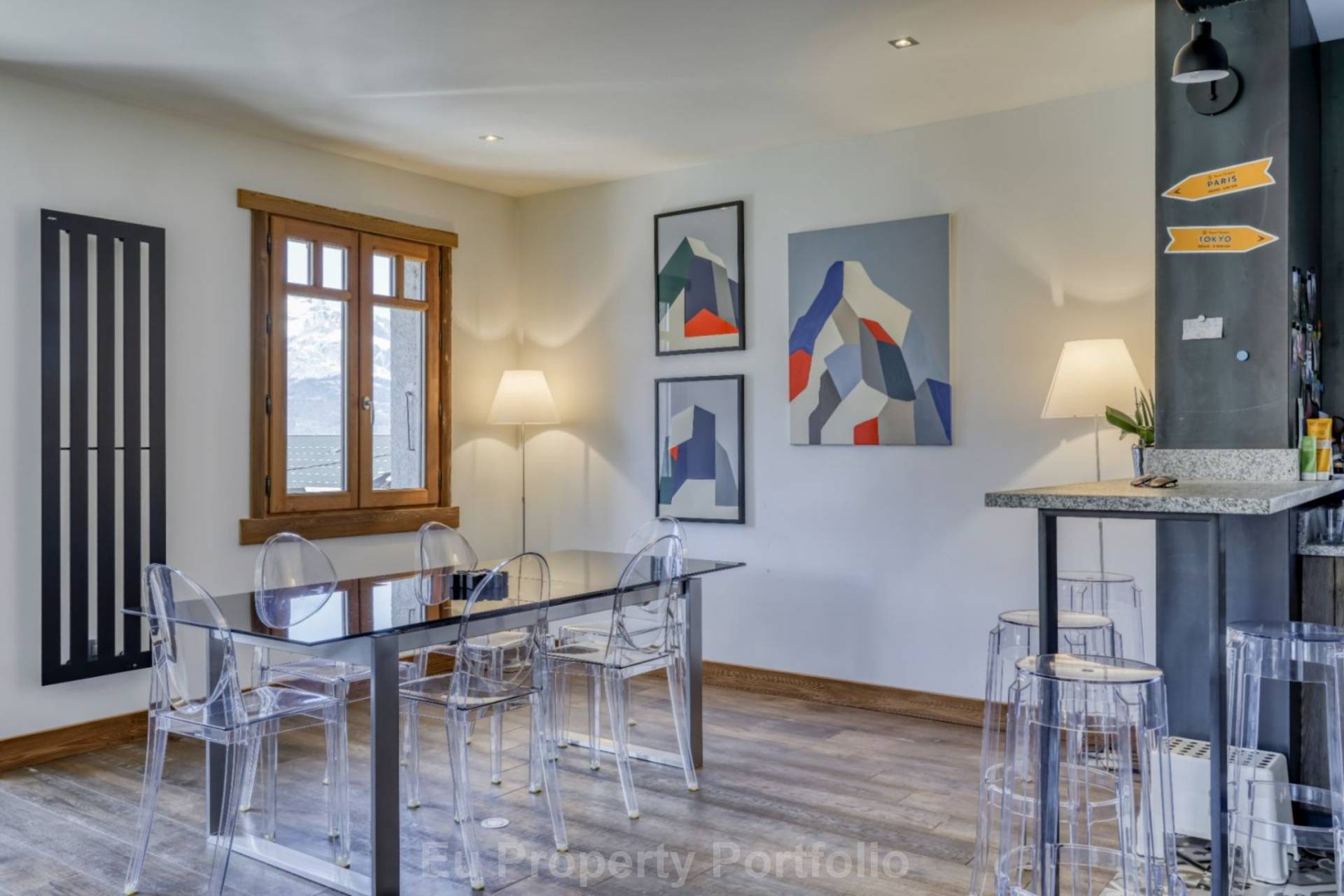 Centre Village, Image 6