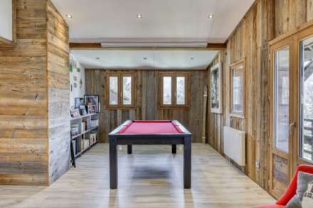 Centre Village, Image 10