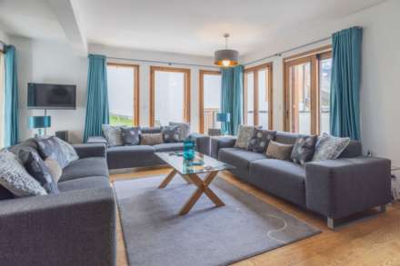 Saint-Martin-De-Belleville | C, Image 1