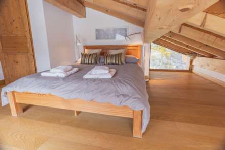 Saint-Martin-De-Belleville | C, Image 8