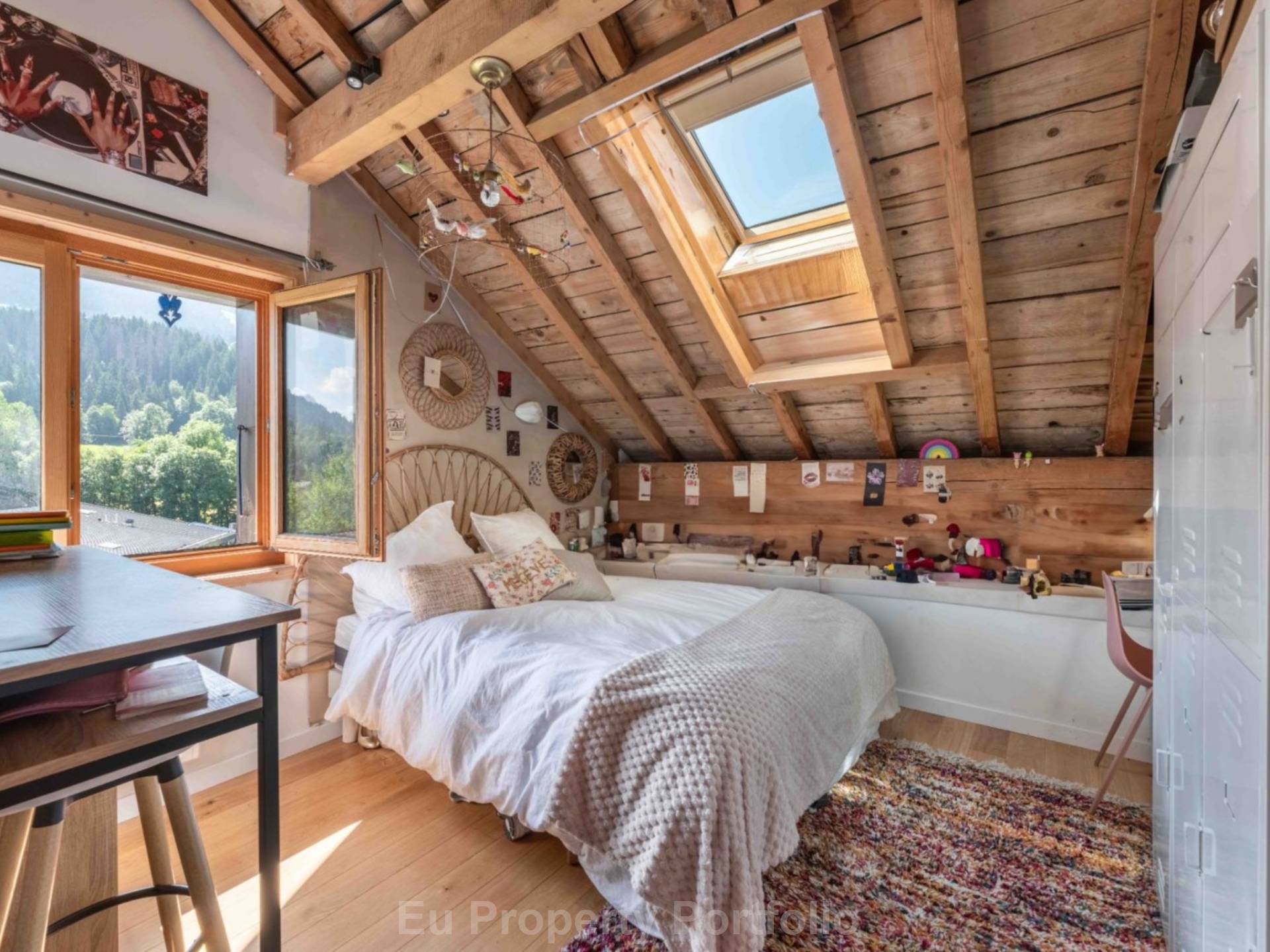 Demi-Quartier, Image 14