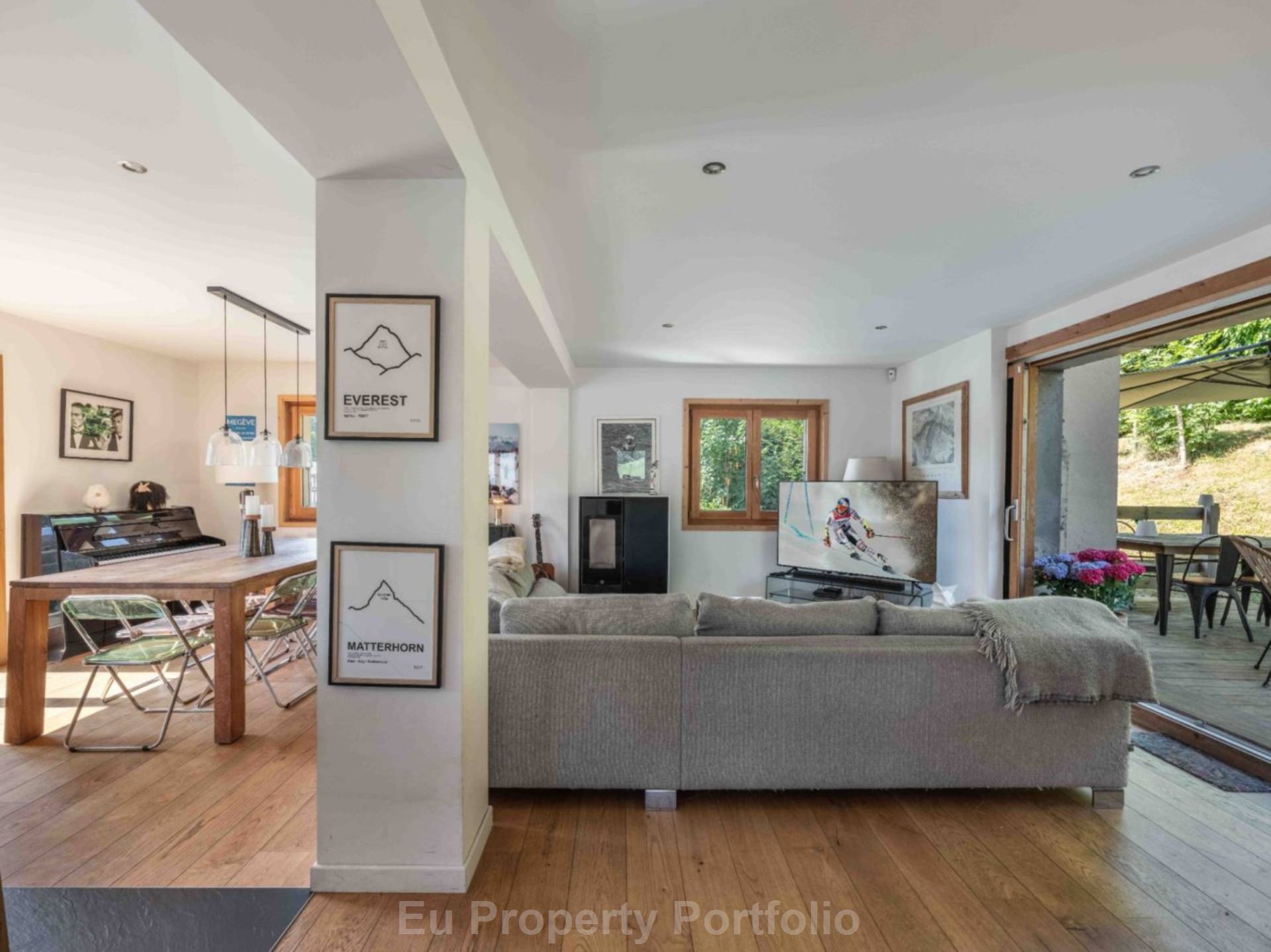 Demi-Quartier, Image 2