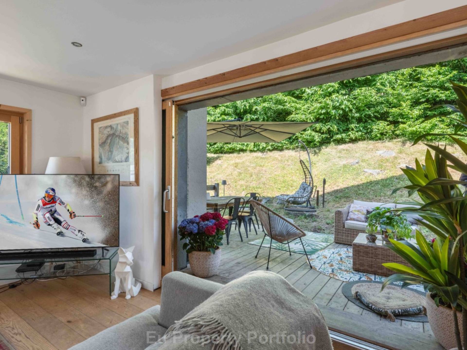 Demi-Quartier, Image 9