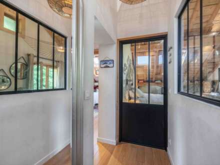 Demi-Quartier, Image 13