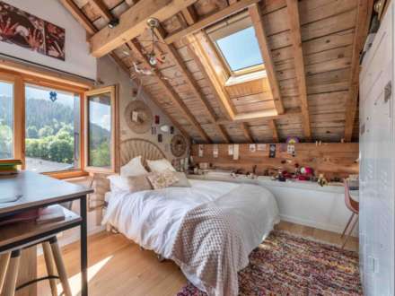 Demi-Quartier, Image 14