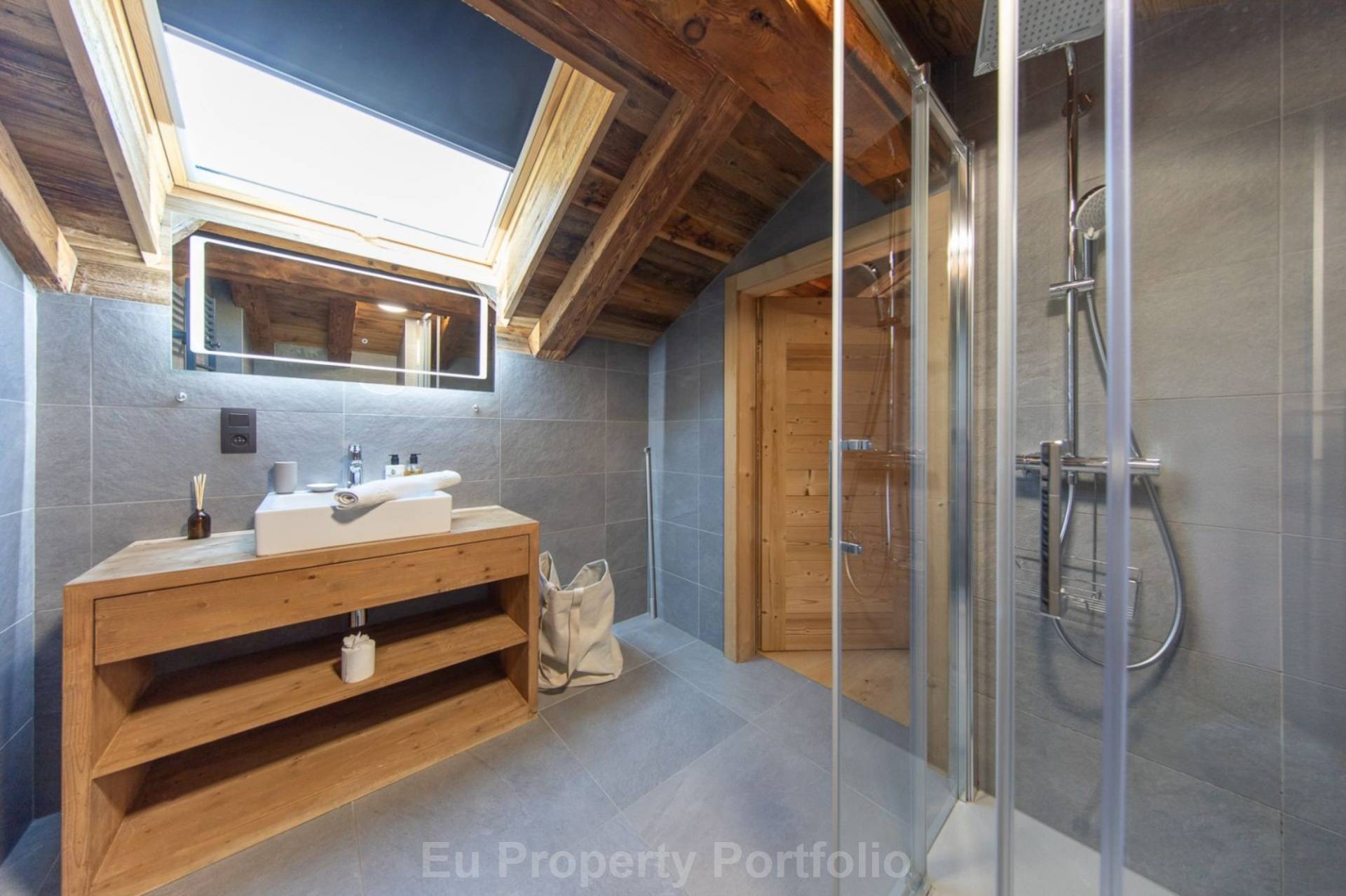 Morzine | Centre Vieux Village, Image 3