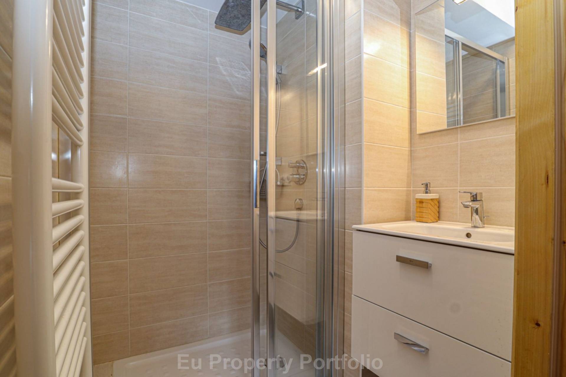 Morzine | Téléphérique De Nyon, Image 12