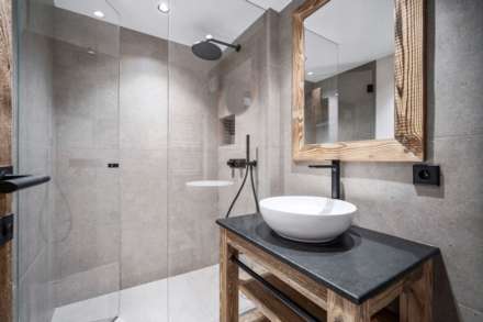 Saint-Martin-De-Belleville | V, Image 14