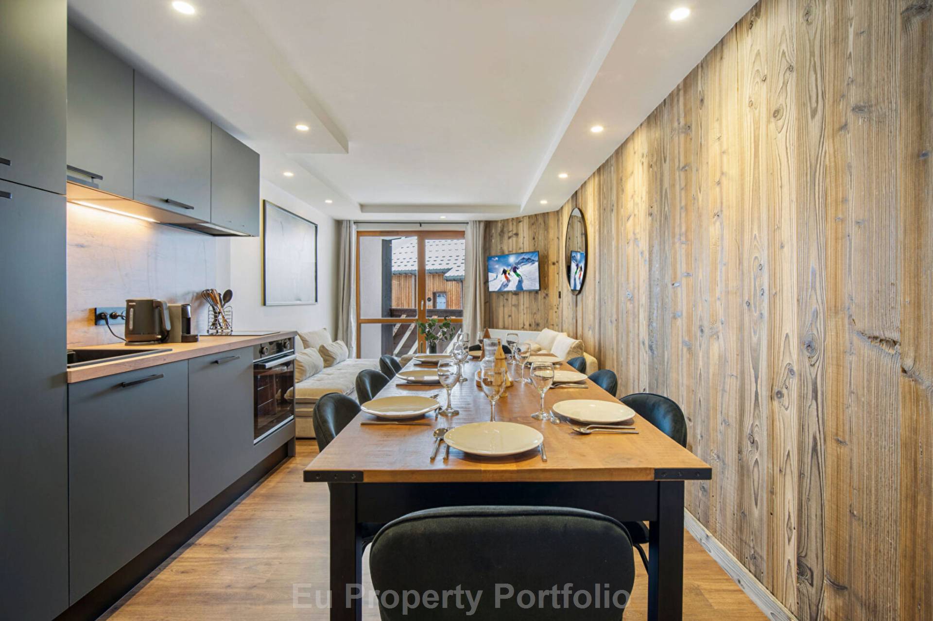 Les Belleville, Image 6