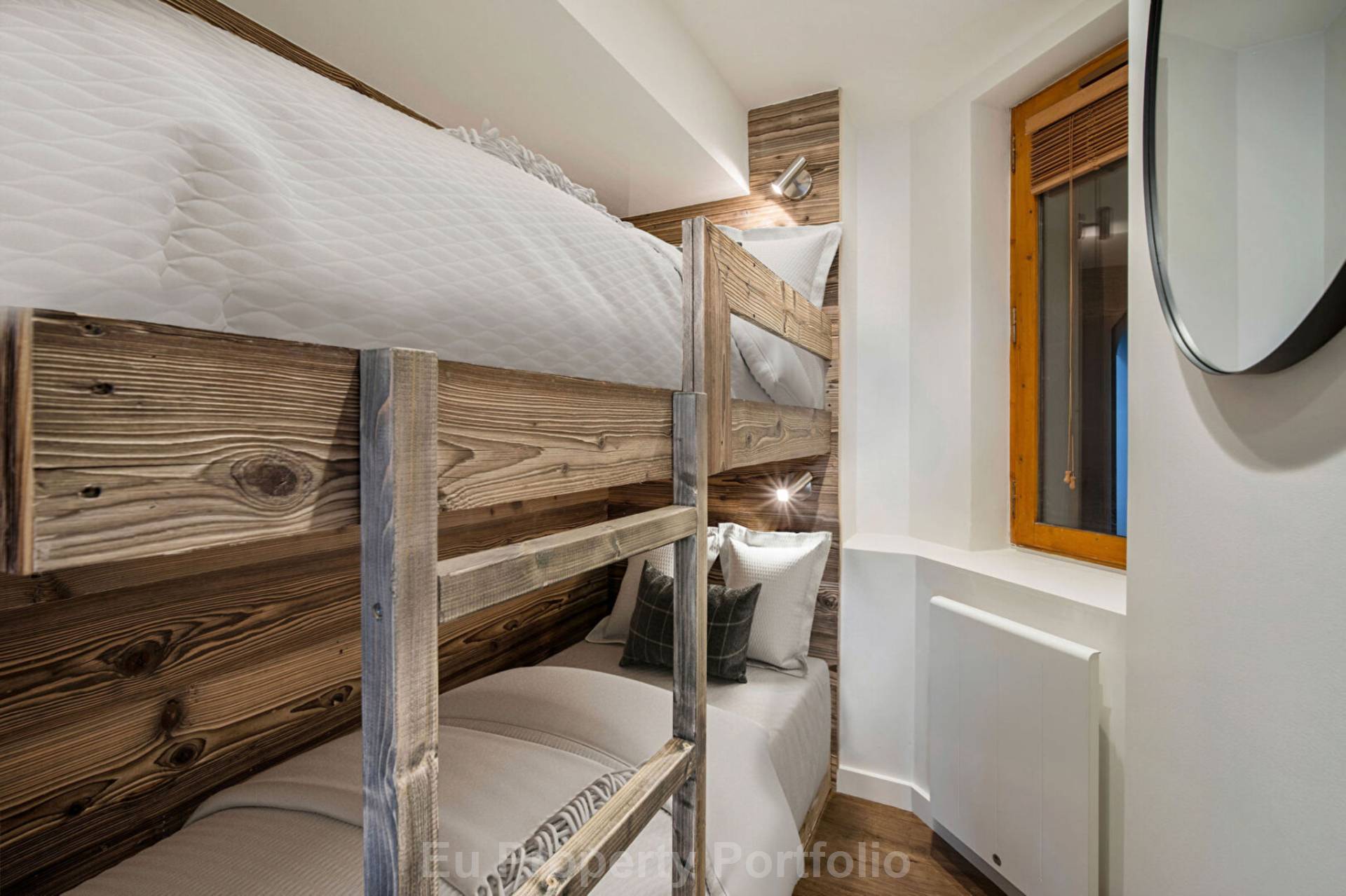 Les Belleville, Image 7