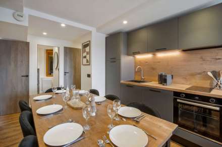 Les Belleville, Image 5