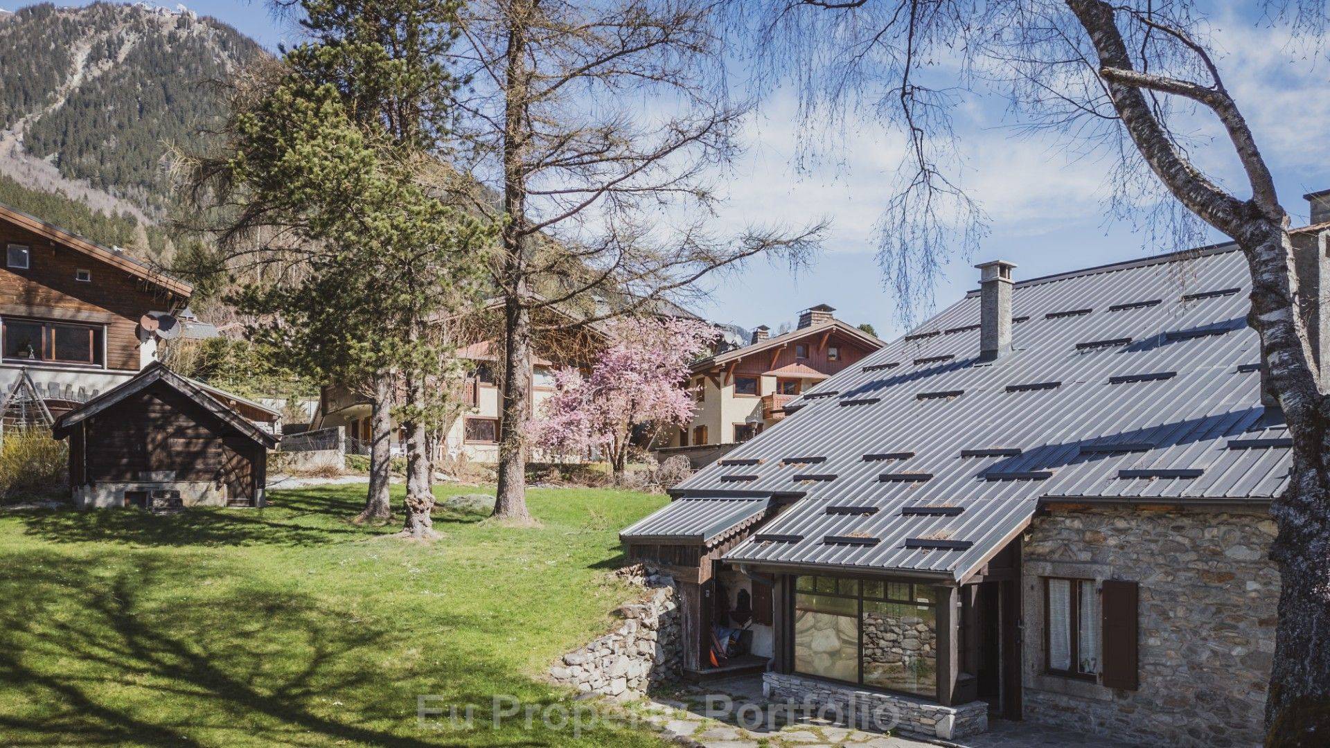 Chamonix | Les Pècles, Image 1