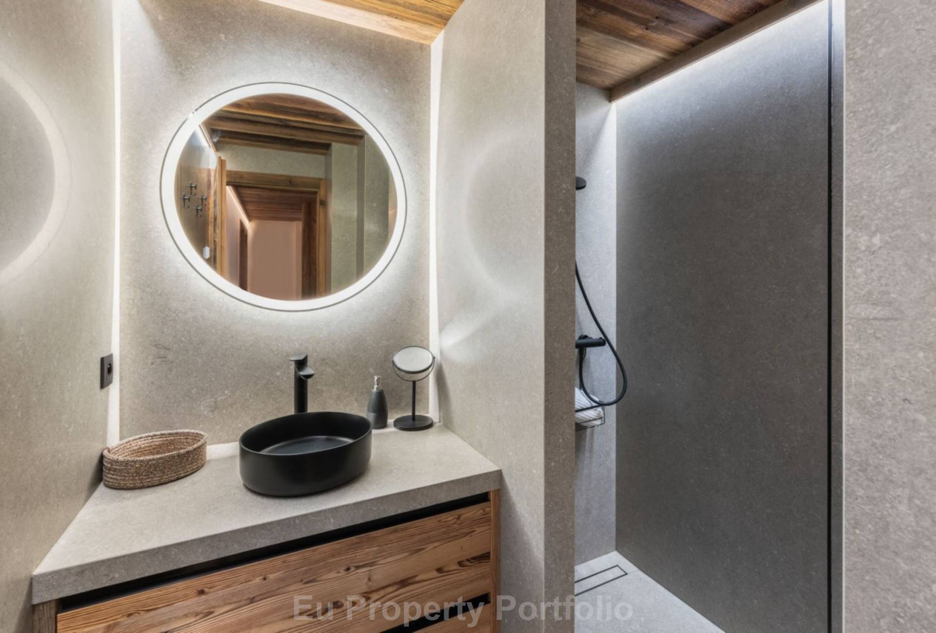 La Princesse, Image 9