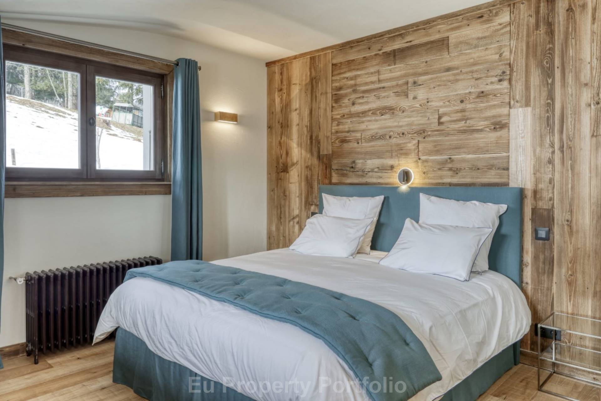 Le Bettey Devant, Image 3