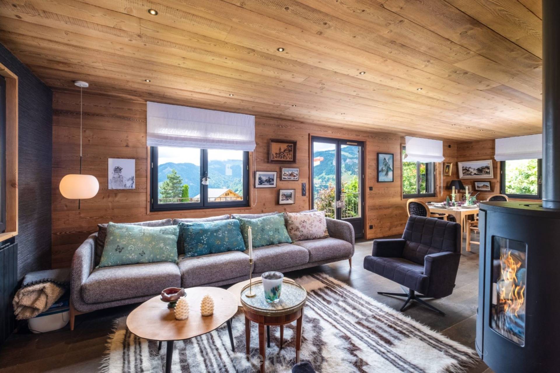 Notre-Dame-De-Bellecombe, Image 2