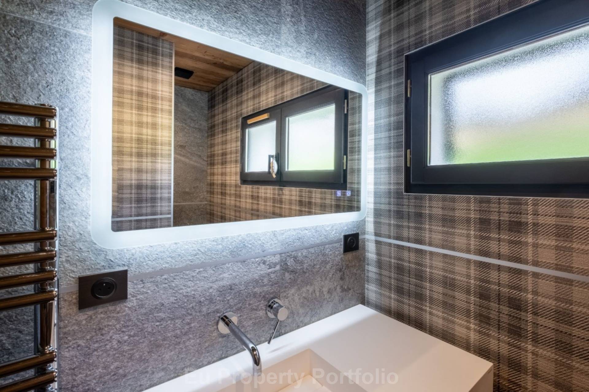 Notre-Dame-De-Bellecombe, Image 8