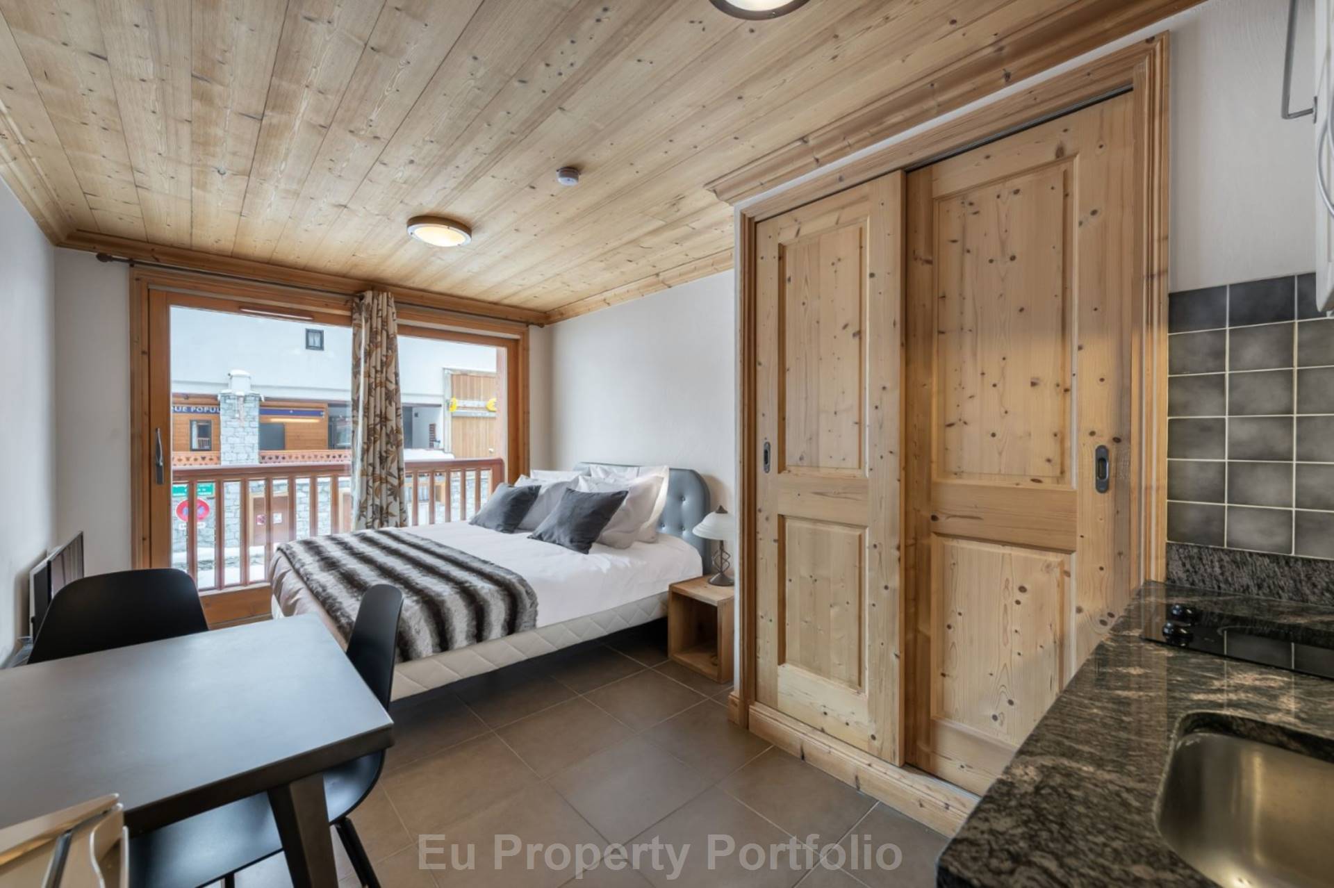 Centre Station,Val Thorens, Image 1