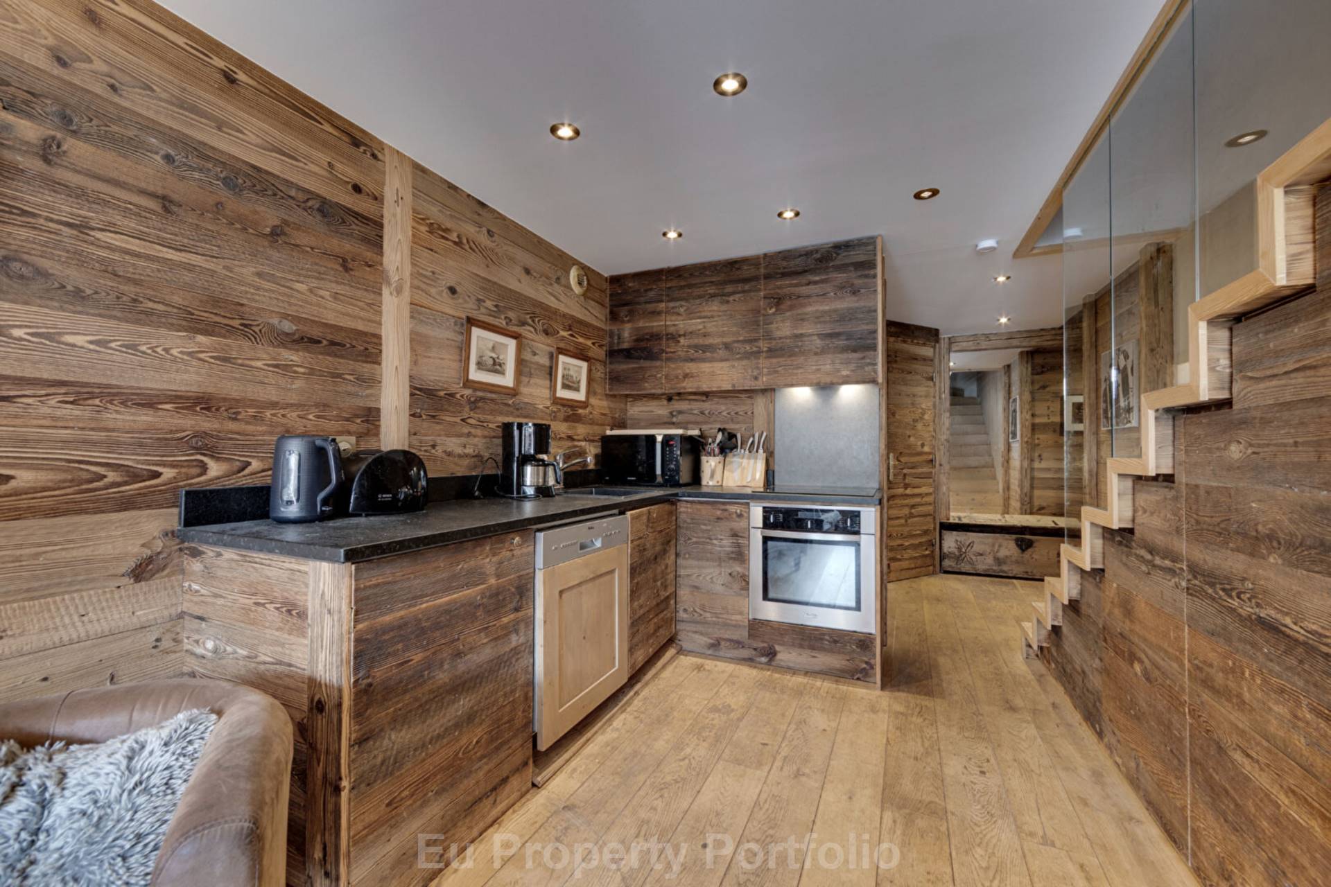 Avenue Olympique, Val 'd'Isere, Image 3