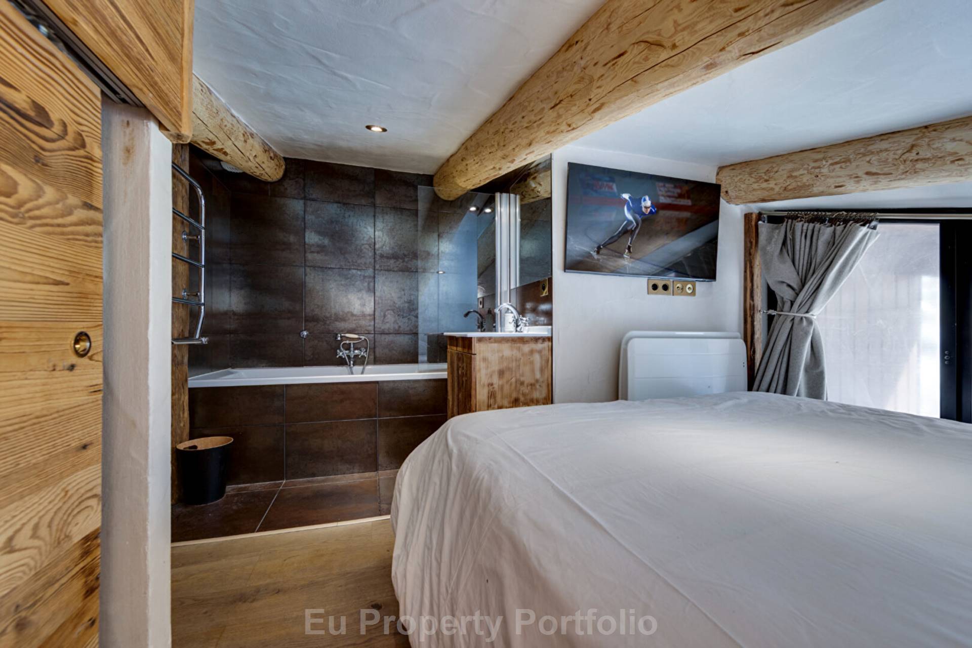 Avenue Olympique, Val 'd'Isere, Image 9