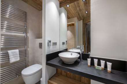 Val D'Isère | Le Centre, Image 13