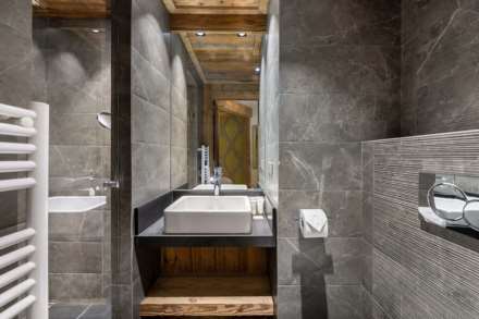 Val D'Isère | Le Centre, Image 16