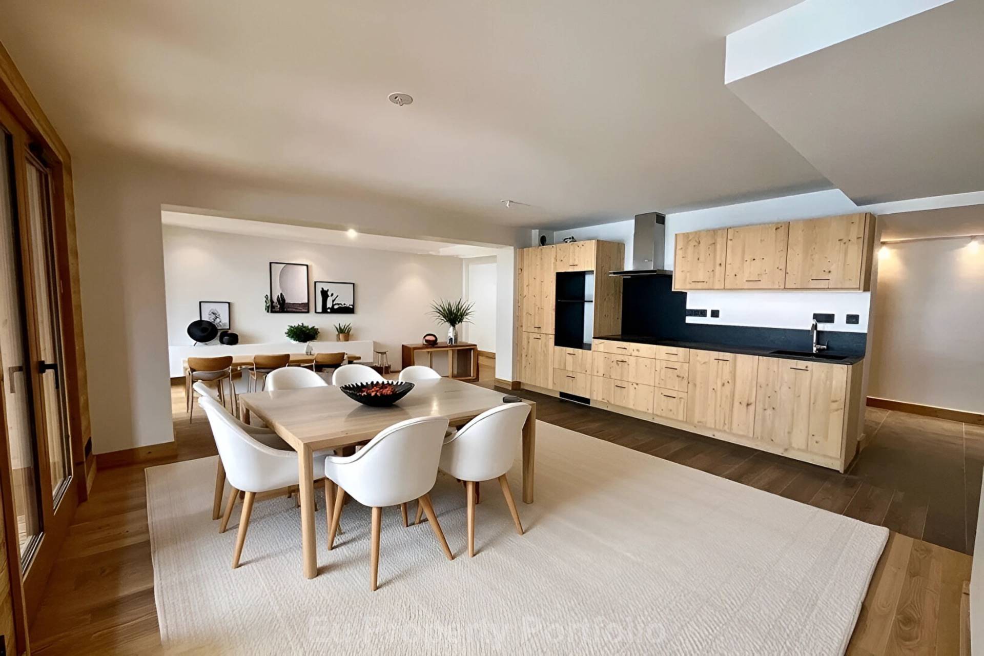 Saint-Martin-De-Belleville | L, Image 1