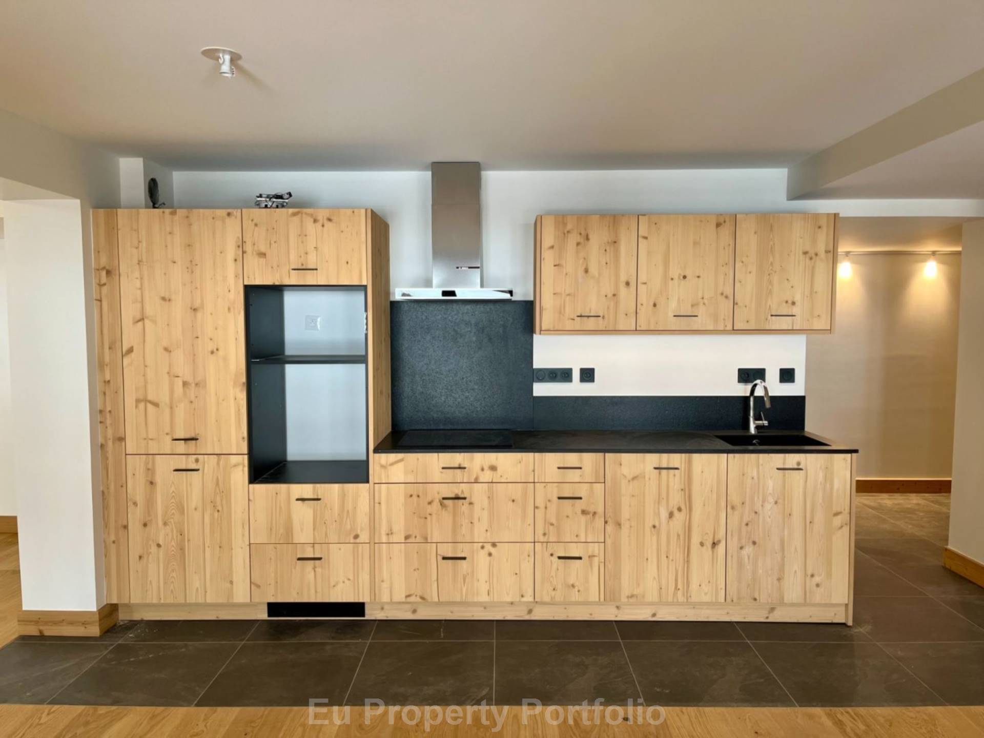 Saint-Martin-De-Belleville | L, Image 7