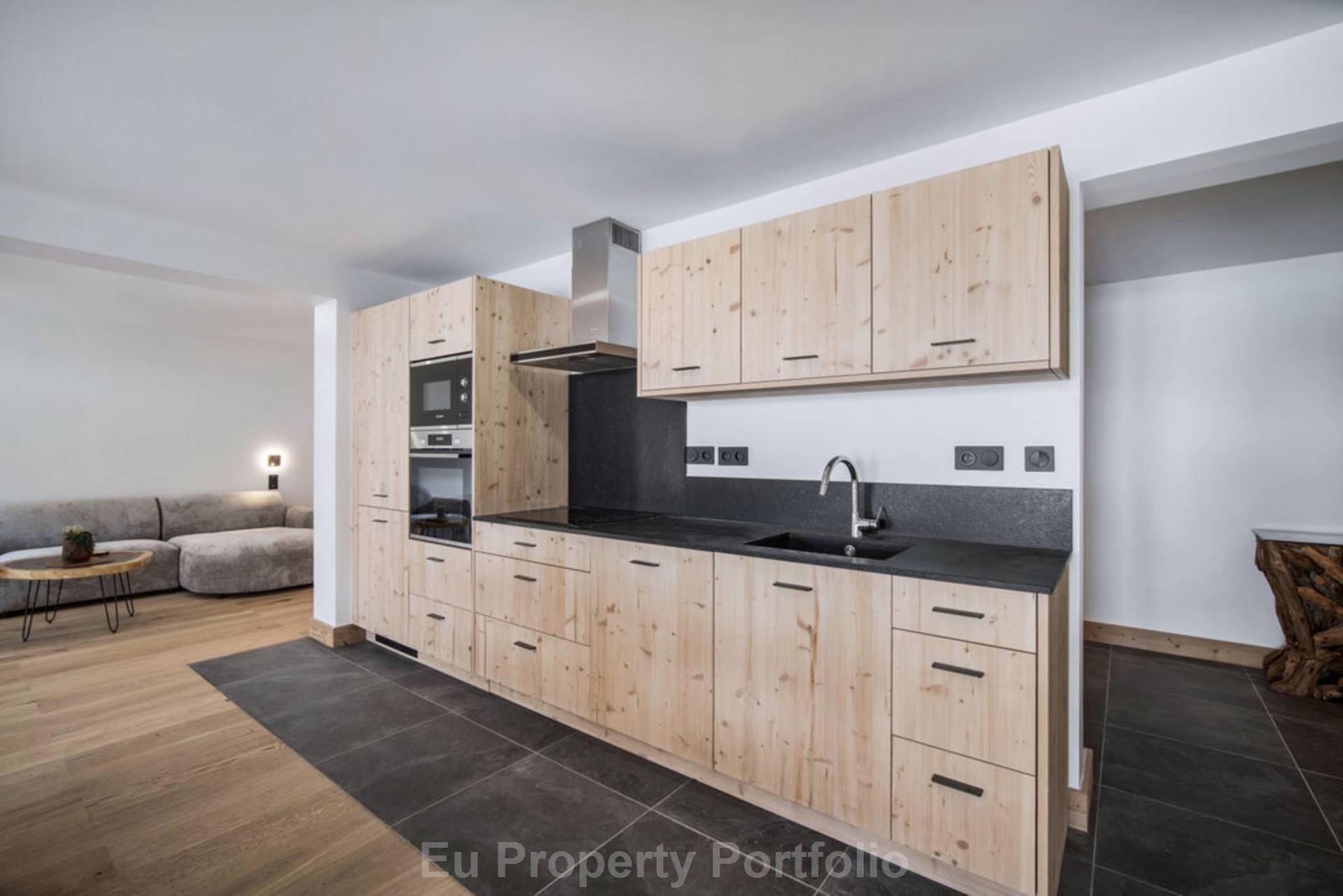 Saint-Martin-De-Belleville | L, Image 3