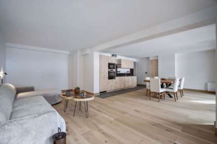 Saint-Martin-De-Belleville | L, Image 4