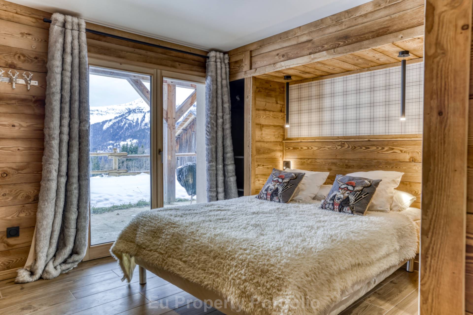 Crest Voland, Image 11