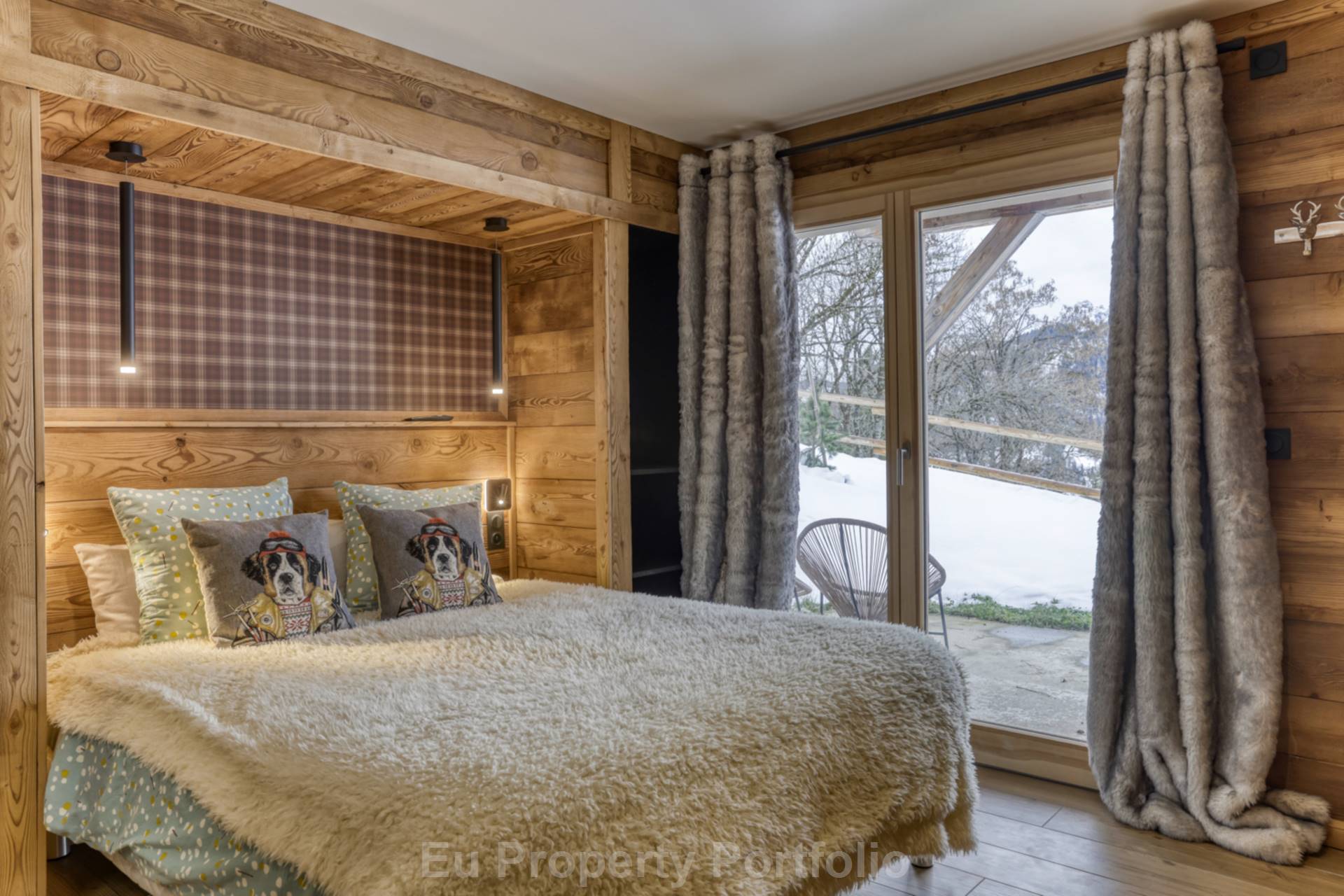 Crest Voland, Image 12