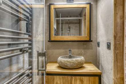 Crest Voland, Image 16