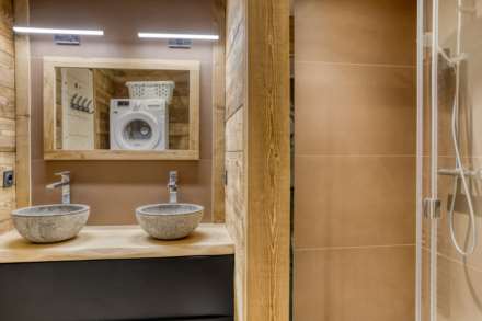 Crest Voland, Image 17