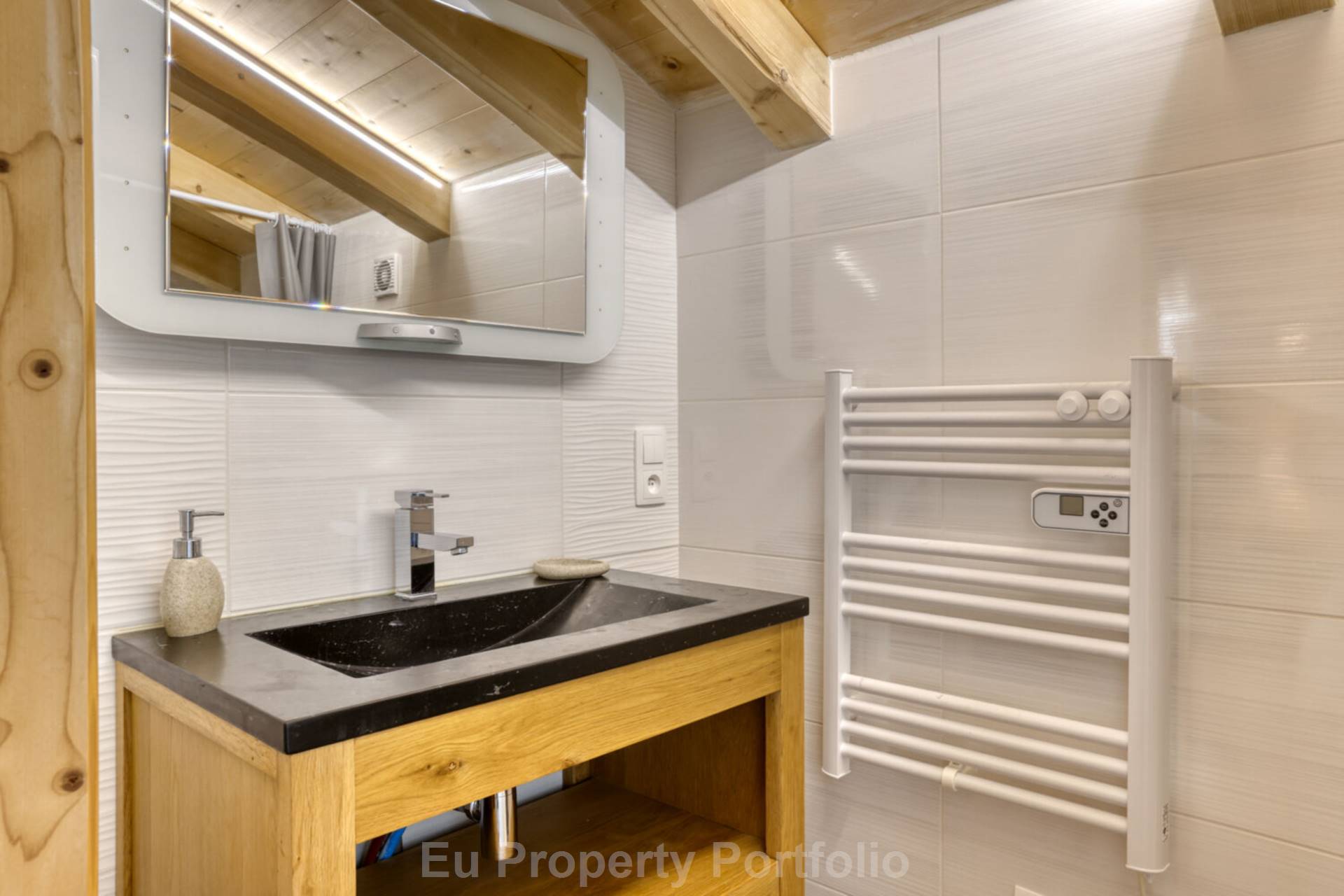 Crest Voland, Image 10