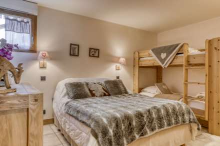 Crest Voland, Image 16