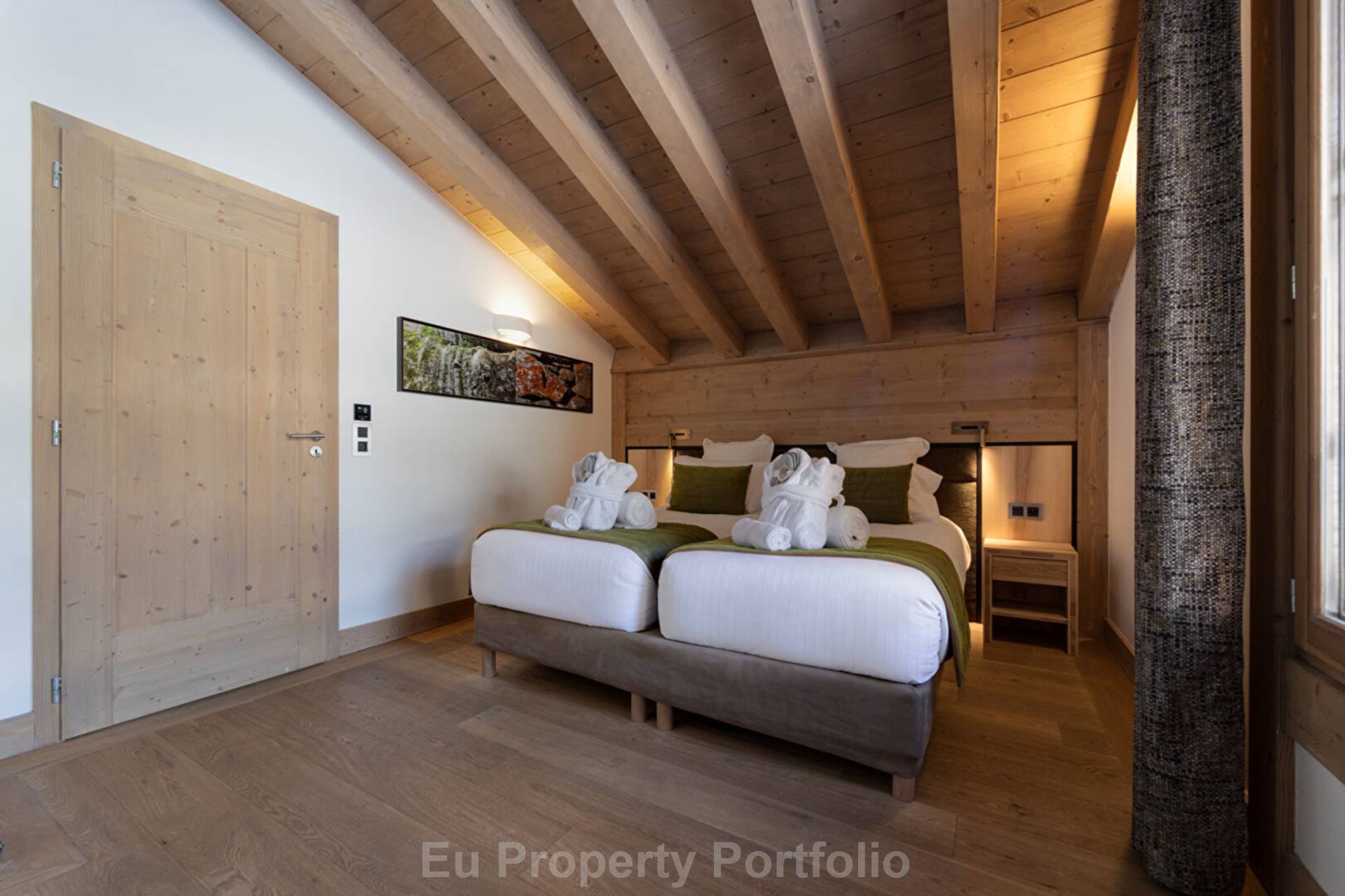 Les Eucherts, Image 16