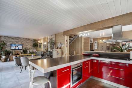 Saint-Martin-De-Belleville | C, Image 7