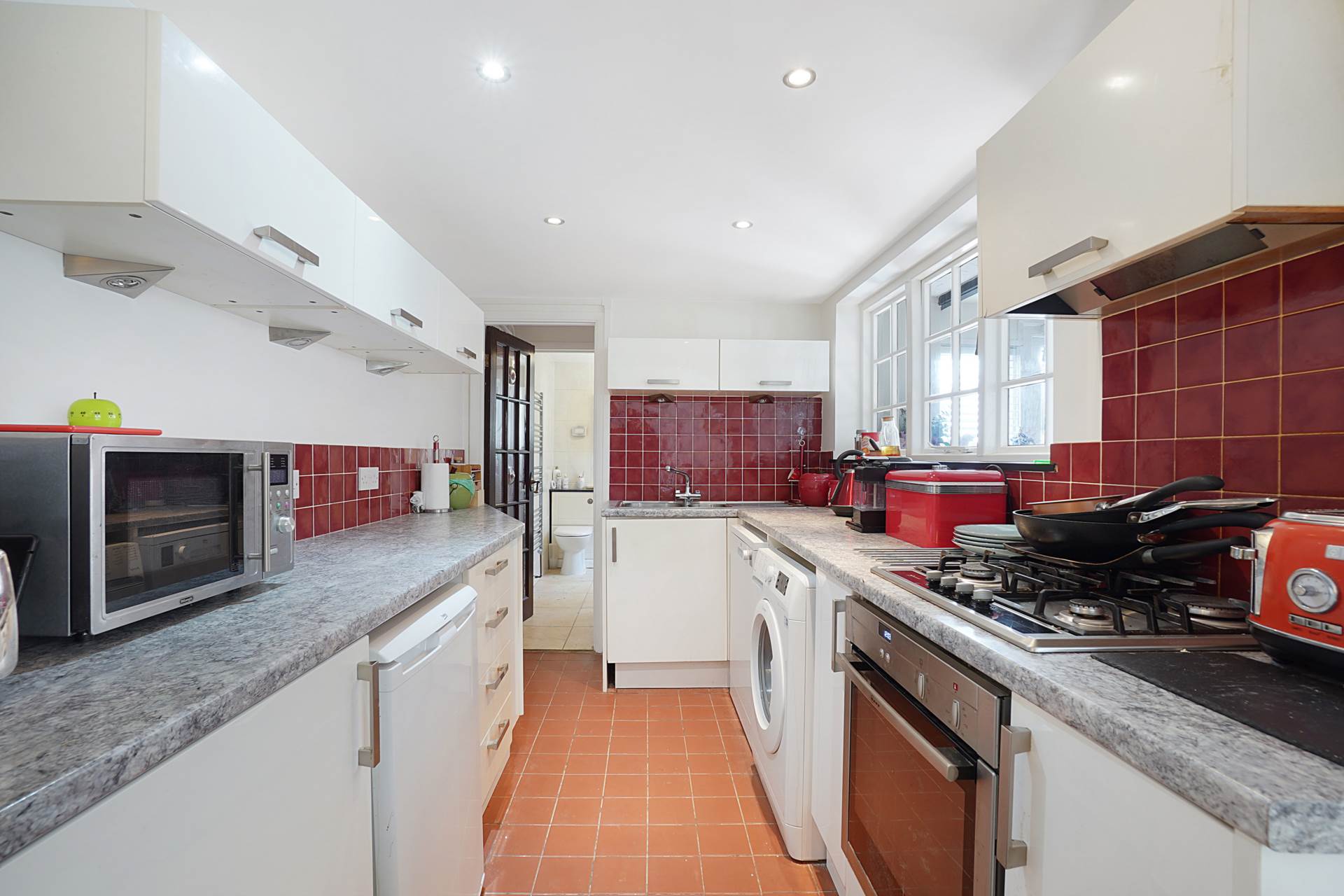 Station Road, Rainham, Image 16