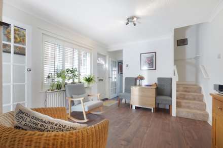 Station Road, Rainham, Image 1