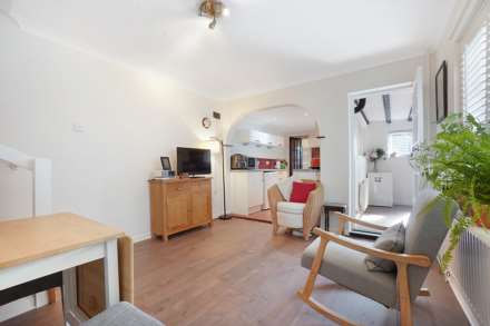 Station Road, Rainham, Image 13