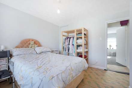 Station Road, Rainham, Image 8