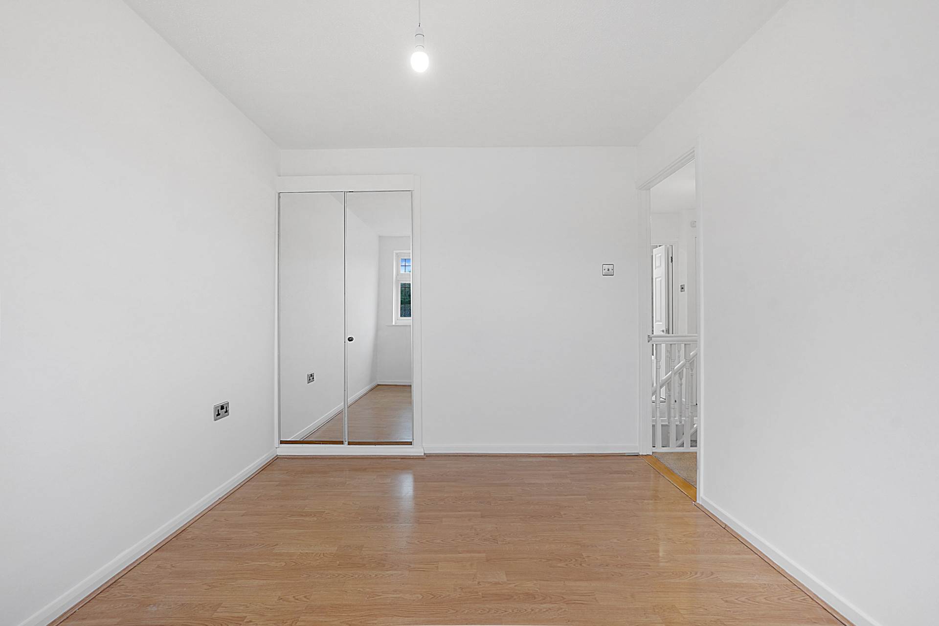 Ploughmans Way, Rainham, Image 10