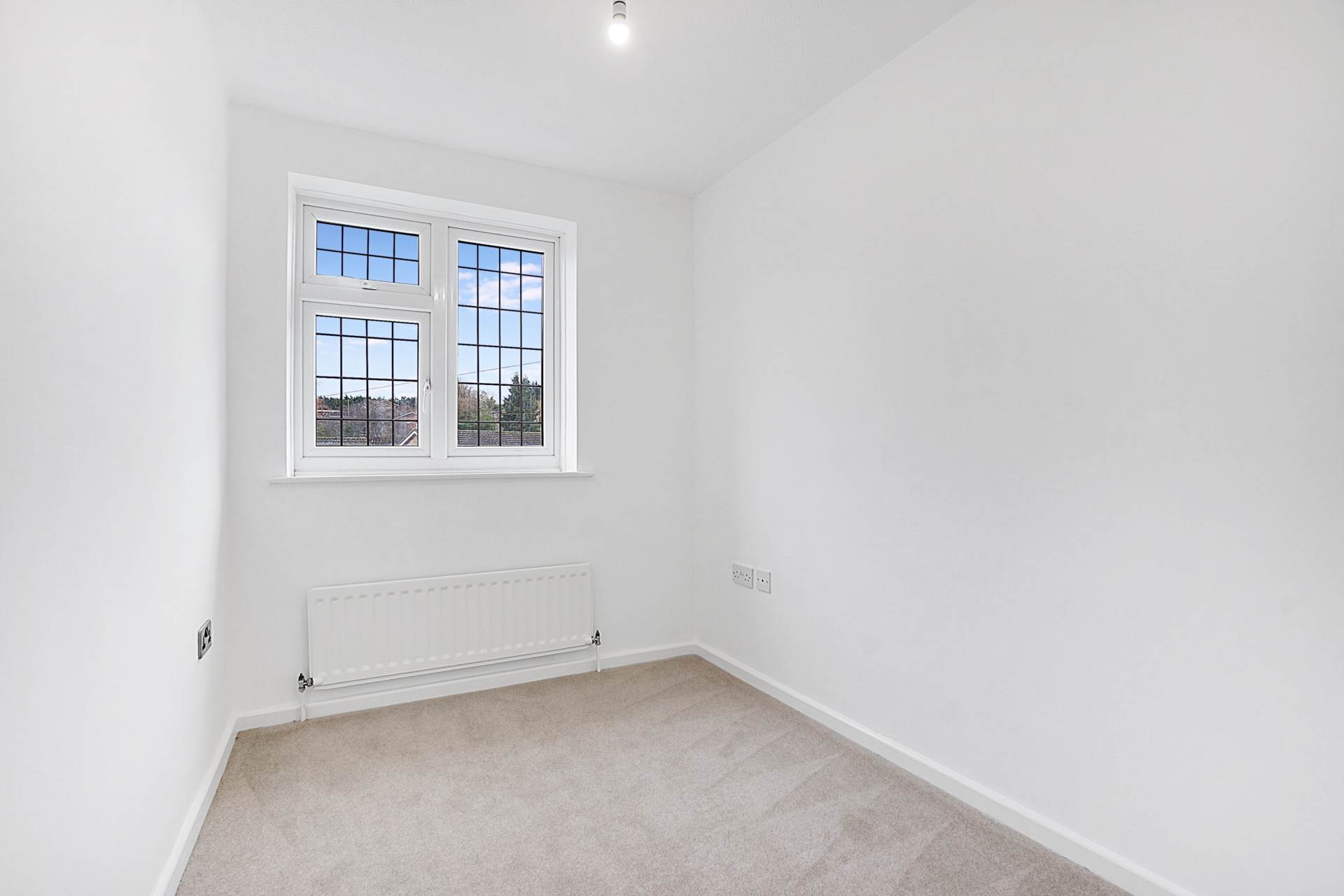 Ploughmans Way, Rainham, Image 12