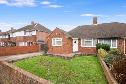 2 Bedroom Bungalow, High View Drive, Chatham